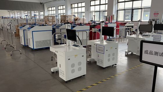 휴대용 섬유 레이저 용접 기계 1000W 1500W 2000W 3000W 식품 음료 상점