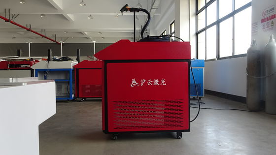 SMC 휴대용 레이저 절단 기계 1000W 1500W 2000W 3000W 휴대용 섬유 레이저 용접기