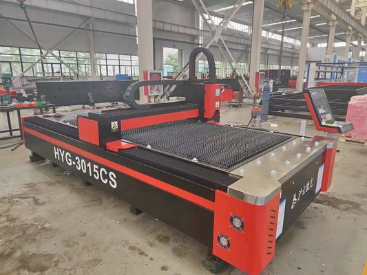 고 정밀성 섬유 레이저 절단 구성 갱트리 유형 3015 CNC 1000w 2000w 3000w